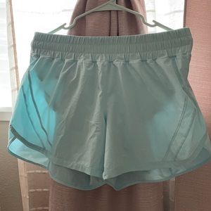 Lululemon Track That Mid-Rise Lined Shorts 5”